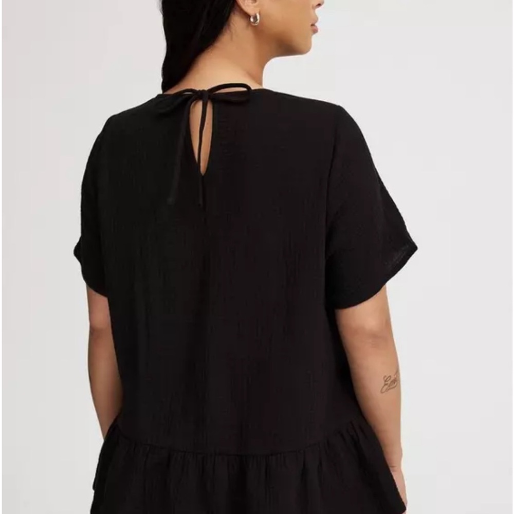TORRID Black Tiered Women's 2X Top NWT - Picture 5 of 6